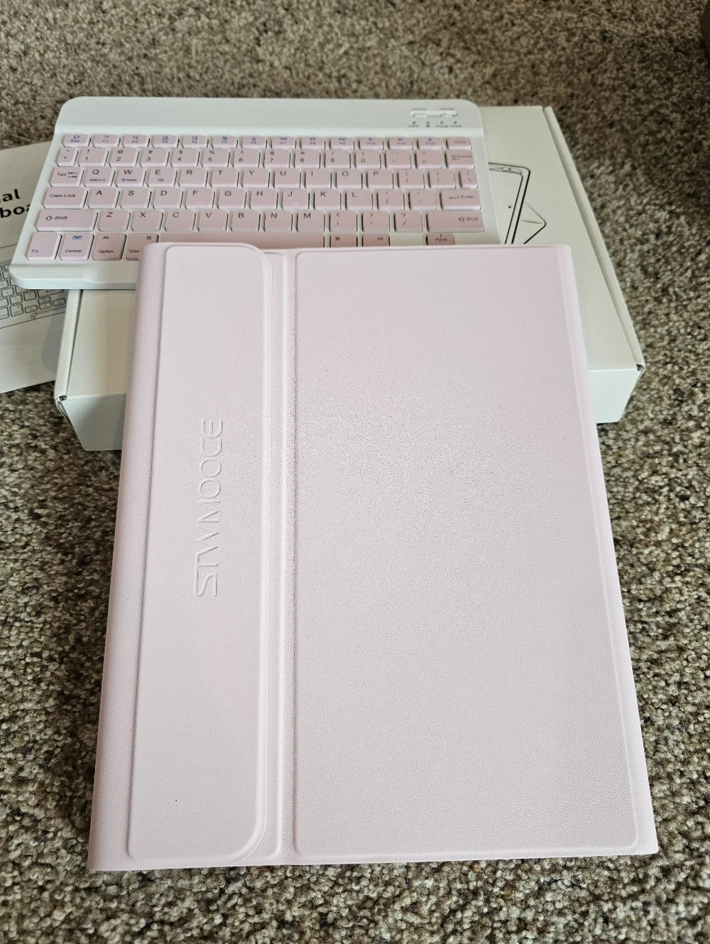 Pink Bluetooth Keyboard Case for Ipad